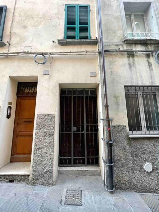 Perugia Home Apartment La Finestra Di Fronte Bagian luar foto