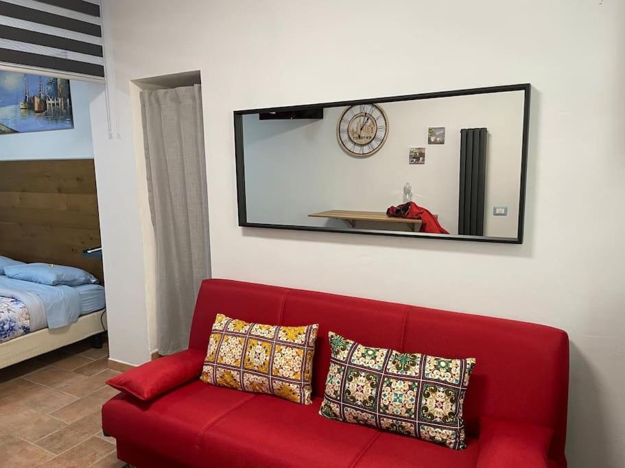 Perugia Home Apartment La Finestra Di Fronte Bagian luar foto